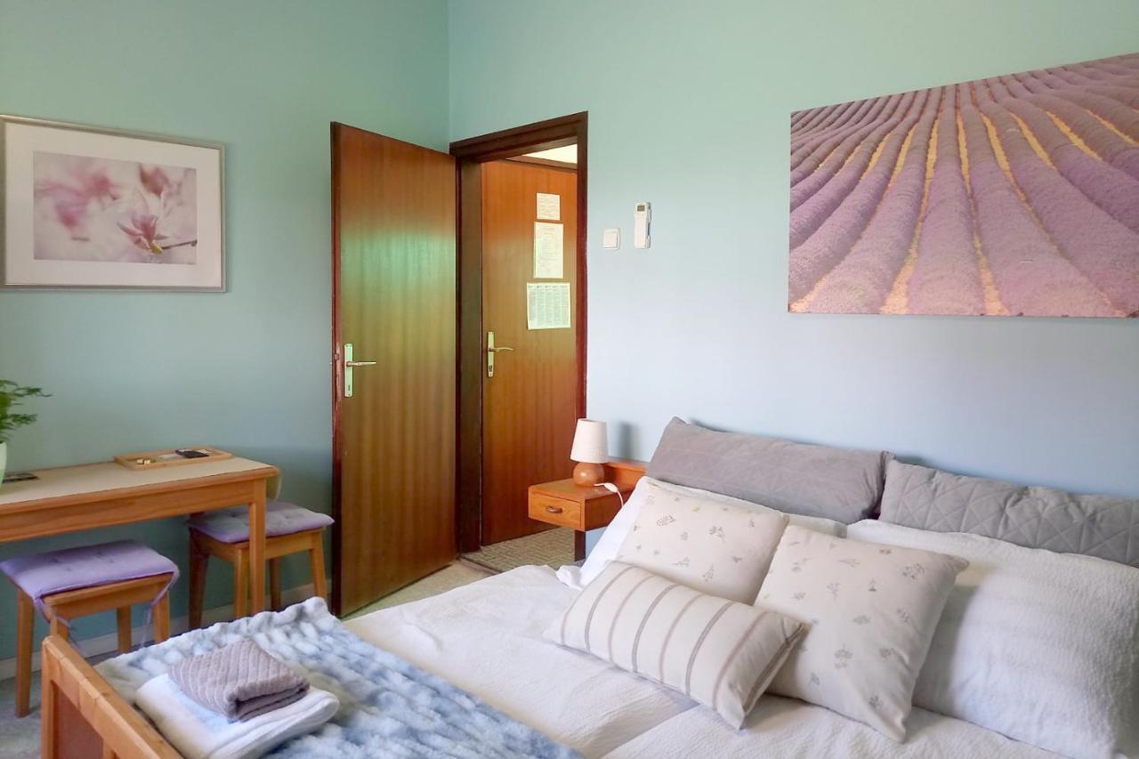 Sobe Zimmer Rooms Zivcic Karlovac Exteriér fotografie